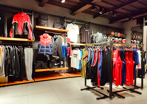 Nike IMAGE04